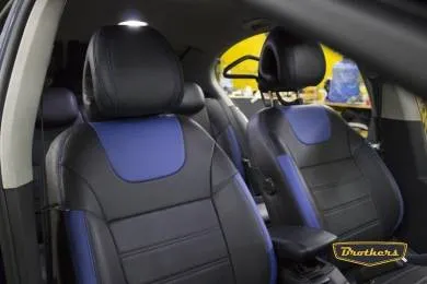 Чехлы на Peugeot 408, серии "Premium" - синяя строчка