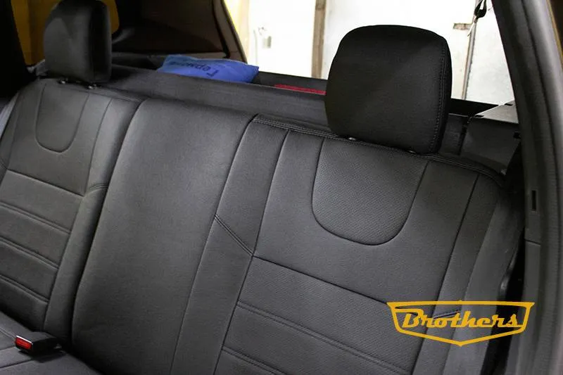 Фото чехлов на Дастер