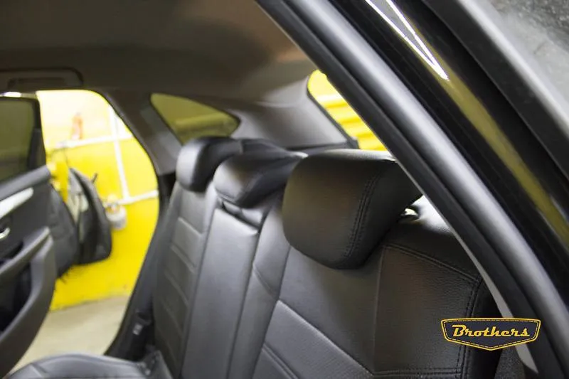 Установка чехлов BMW 2 серии Premium, строчка стандарт, серая