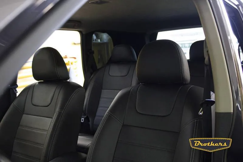 Установка чехлов серии Premium на Nissan X-Trail (T31), строчка стандарт, серая