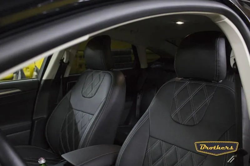 Установка чехлов серии Premium на Форд Мондео, строчка ромб, серая