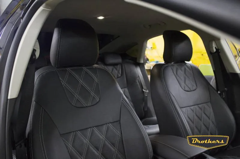 Установка чехлов серии Premium на Форд Мондео, строчка ромб, серая