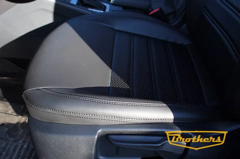 Octavia A7 (Elegance). Установка чехлов "Premium", черная строчка