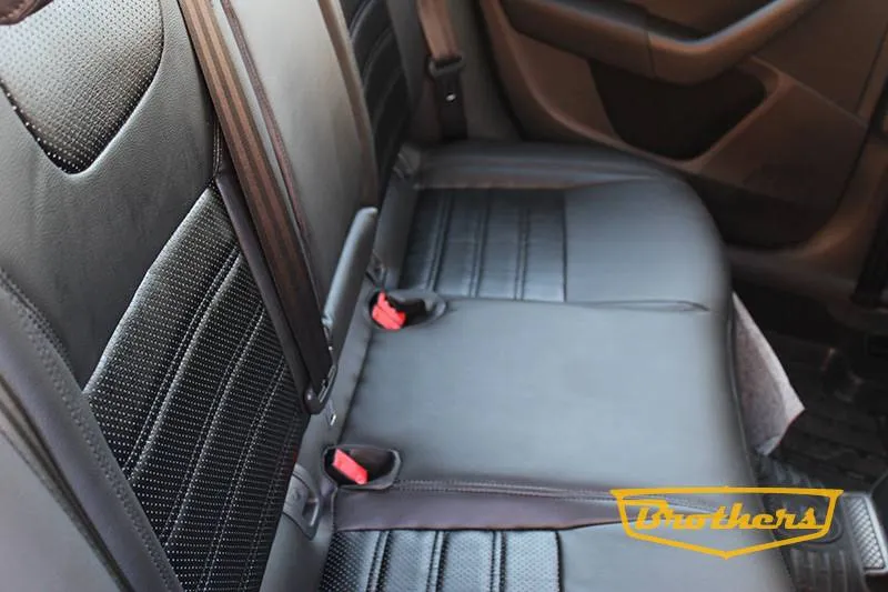 Octavia A7 (Elegance). Установка чехлов "Premium", черная строчка