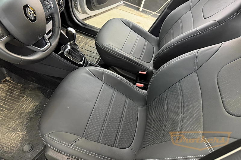 Чехлы на Renault Captur, серии "Premium" - серая строчка