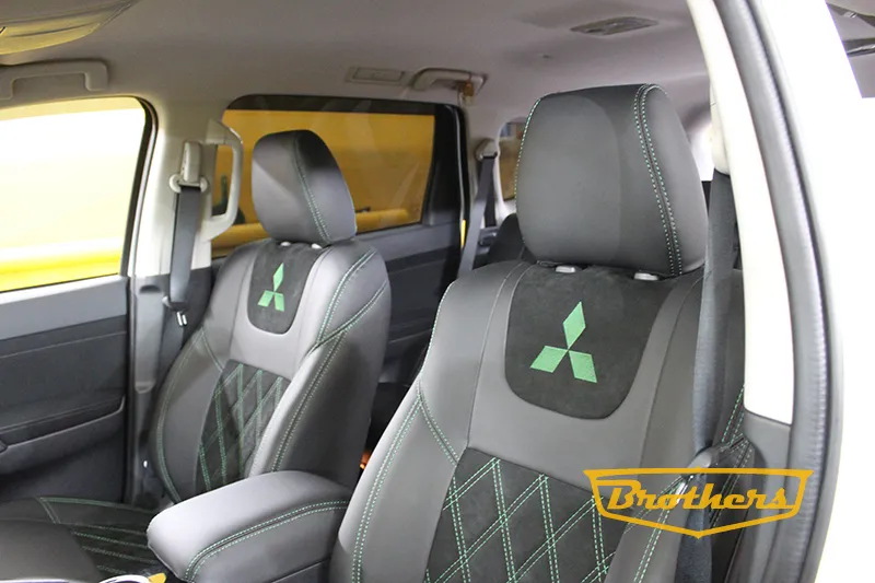 Чехлы на Mitsubishi Pajero Sport 3, серии "Alcantara" - зеленая строчка