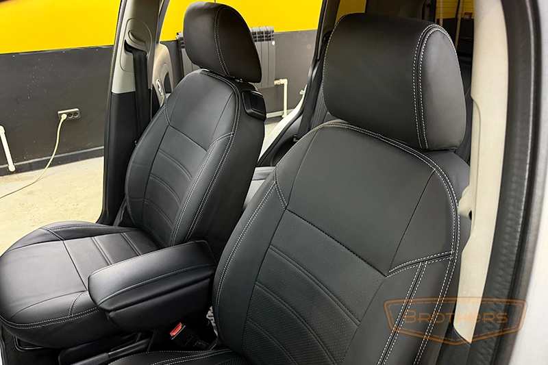 Чехлы на Ford Fusion I рестайлинг, (2005 - 2012) серии "Premium" - серая строчка Чехлы на Ford Fusion I рестайлинг, (2005 - 2012) серии "Premium" - серая строчка