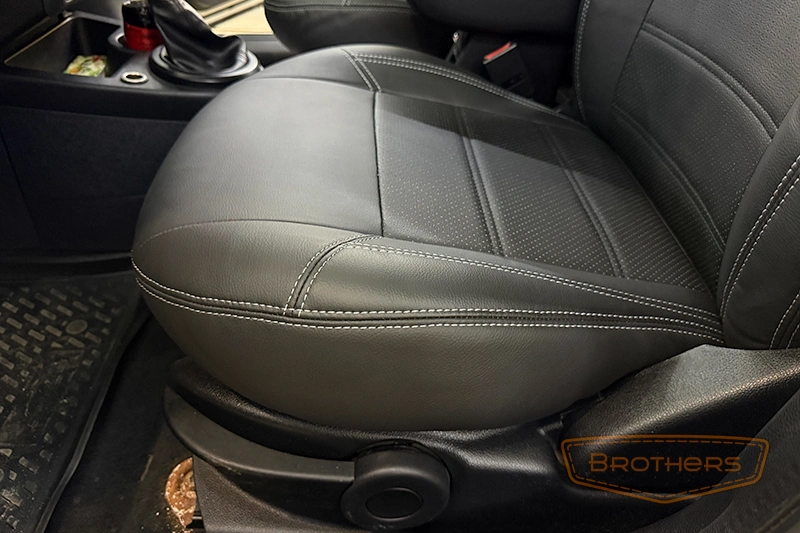 Чехлы на Ford Fusion I рестайлинг, (2005 - 2012) серии "Premium" - серая строчка Чехлы на Ford Fusion I рестайлинг, (2005 - 2012) серии "Premium" - серая строчка
