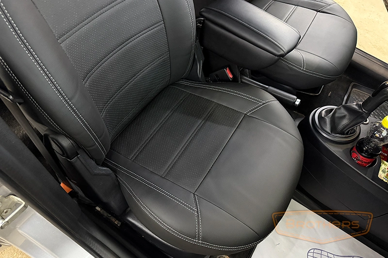 Чехлы на Ford Fusion I рестайлинг, (2005 - 2012) серии "Premium" - серая строчка Чехлы на Ford Fusion I рестайлинг, (2005 - 2012) серии "Premium" - серая строчка