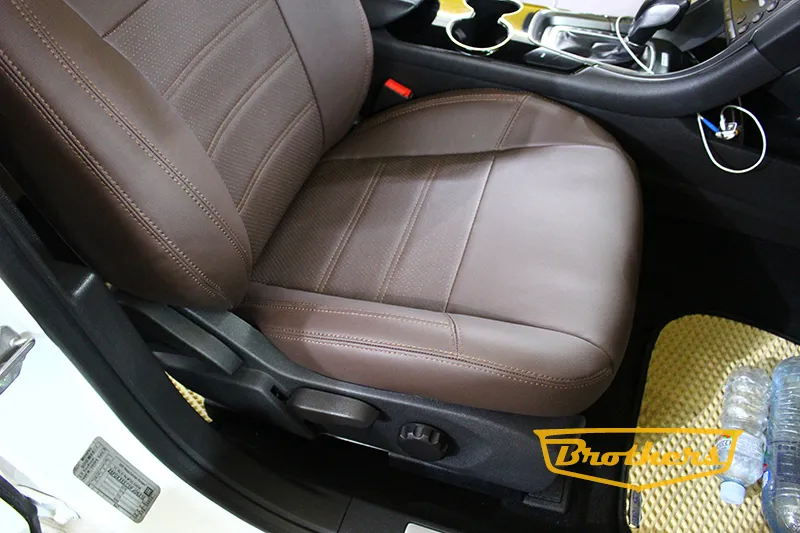 Чехлы на Ford Mondeo 5 Titanium, серии "Premium" - коричневая строчка