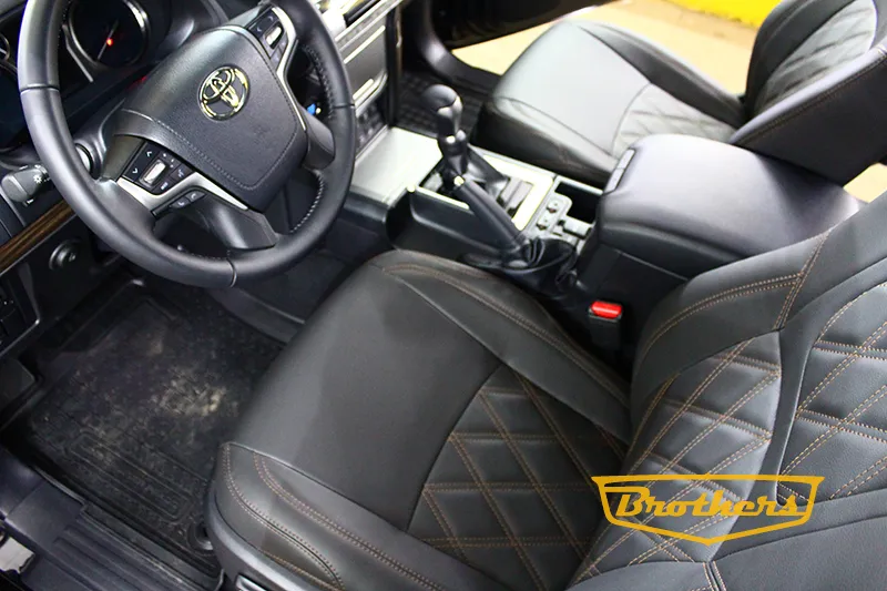 Чехлы на Toyota Land Сruiser Prado III, серии "Premium" - коричневая строчка