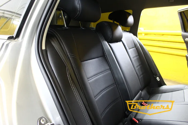 Чехлы на Volkswagen Passat B8 (Универсал Ergo Active), серии "Premium" - серая строчка