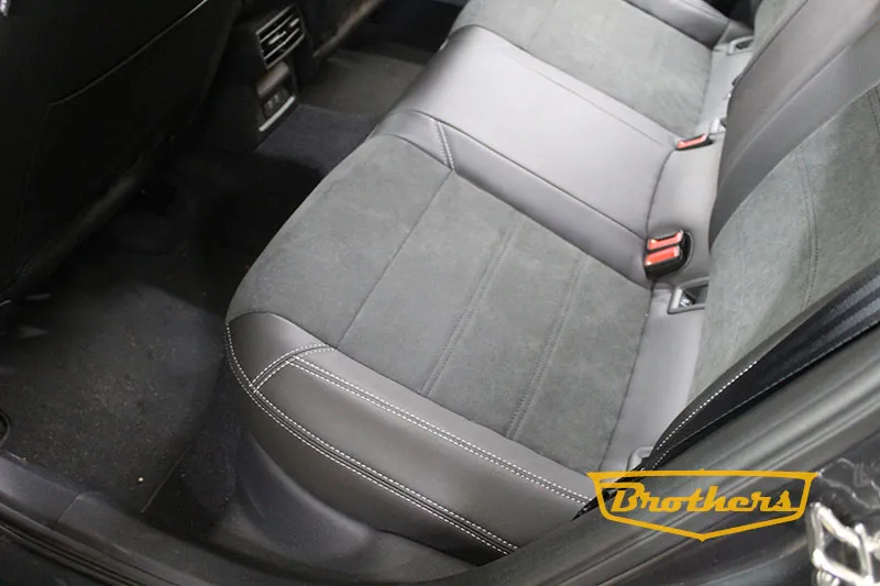 Чехлы на сидения Audi A3 IV (8Y) седан, серии "Alcantara Full" - серая строчка