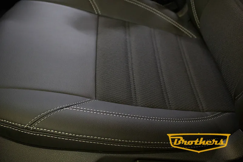 Чехлы на Ford Focus 3 Trend, серии "Textile" - серая строчка
