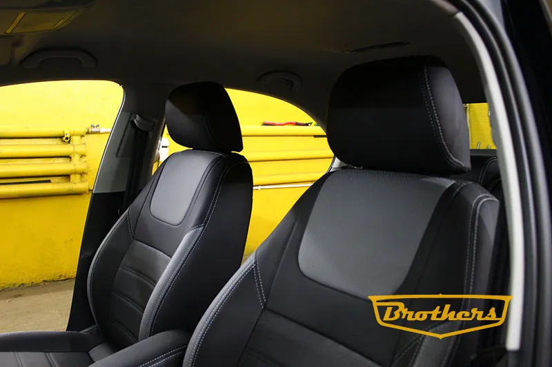 Авточехлы для Фольксваген поло с серыми вставкими - фото сидений
