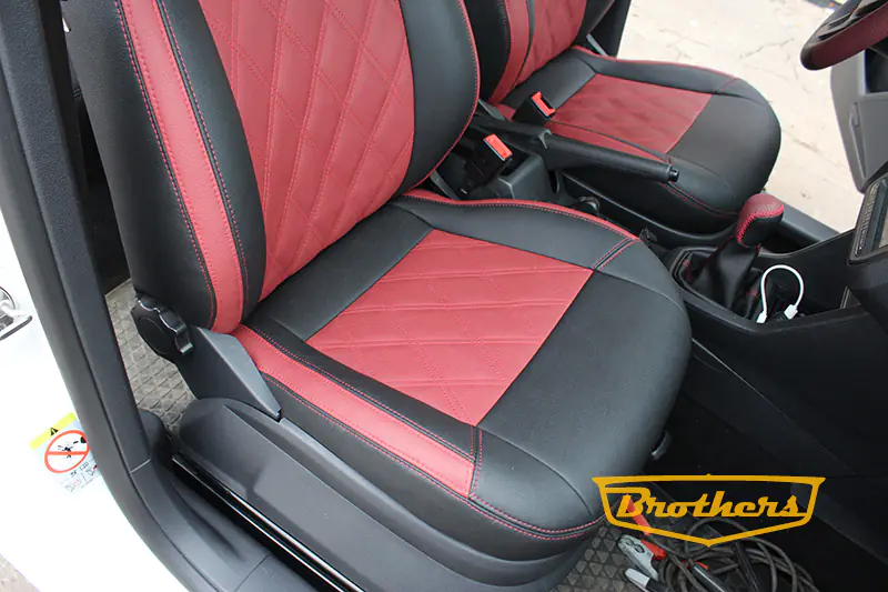 Авточехлы для Volkswagen Caddy 4 (7 мест) серии "Aurora" - красная строчка, ромбы