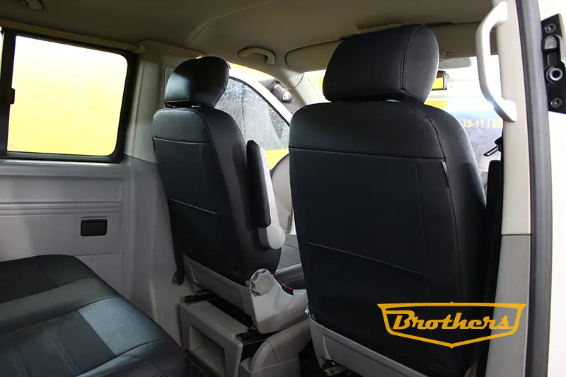 Чехлы для Volkswagen Caravelle T5 8 мест (2009 - 2015) серии "Aurora" с алькантарой - черная строчка