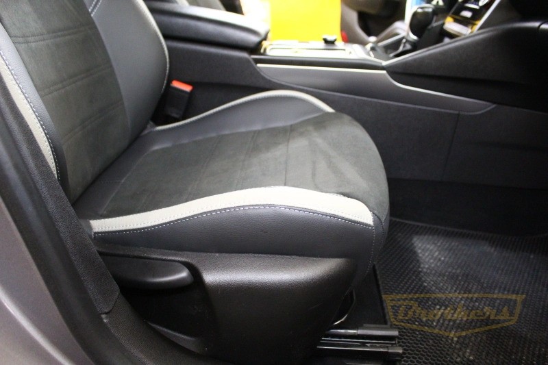Чехлы на Renault Talisman (Универсал) серии "Alcantara" - серая строчка, продление передних сидений