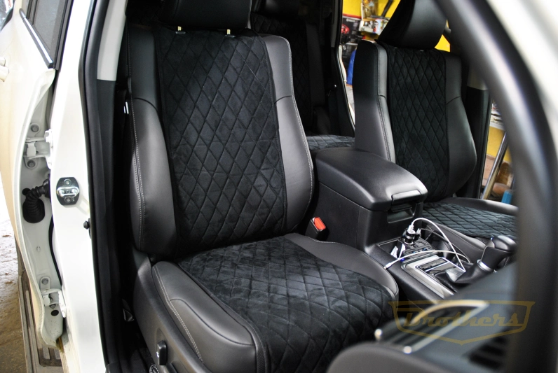 Накидки «Alcantara» ромбы, черная строчка