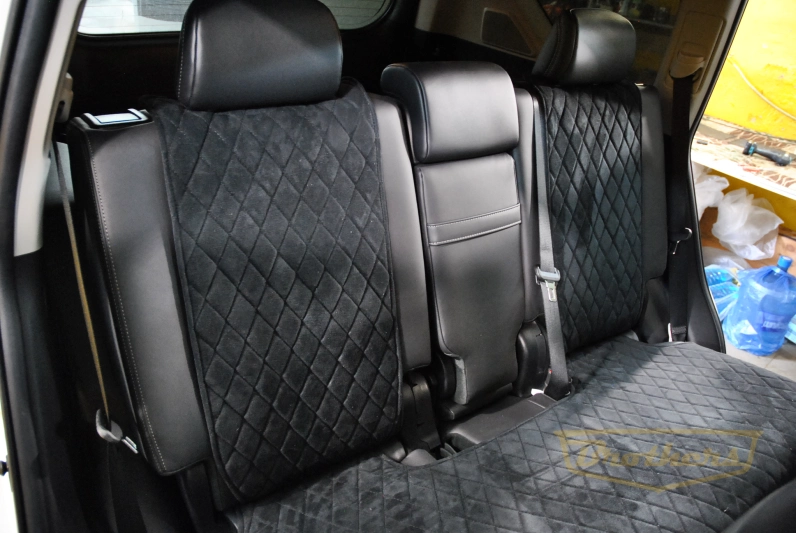 Накидки «Alcantara» ромбы, черная строчка