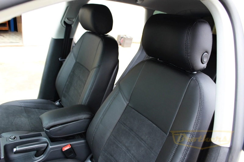 Чехлы на сидения Audi A3 8P рестайлинг 2, серии "Alcantara Full" - черная строчка