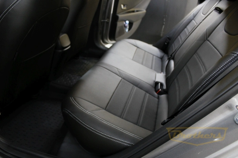 Чехлы для Hyundai Elantra 7 (CN7 седан) серии "Premium" - серая строчка