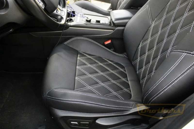 Чехлы на Renault Talisman (Универсал) серии "Aurora" - серая строчка, ромбы