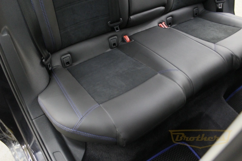 Чехлы для Volkswagen Passat B8 (Comfort Line) серии "Alcantara" - синяя строчка