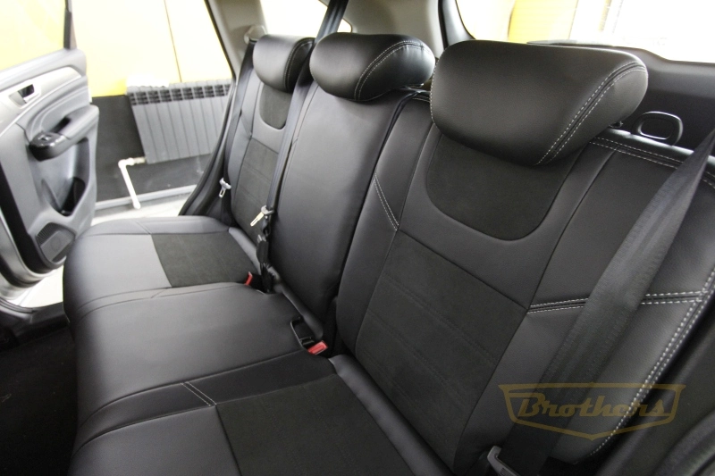 Чехлы на сидения Haval M6 II серии "Alcantara" - серая строчка