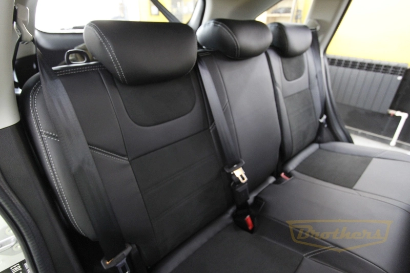 Чехлы на сидения Haval M6 II серии "Alcantara" - серая строчка