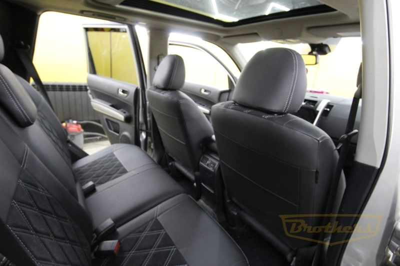 Чехлы на Nissan X-Trail 31 SE, серии "Alcantara" - серая строчка, ромбы, продление передних сидений