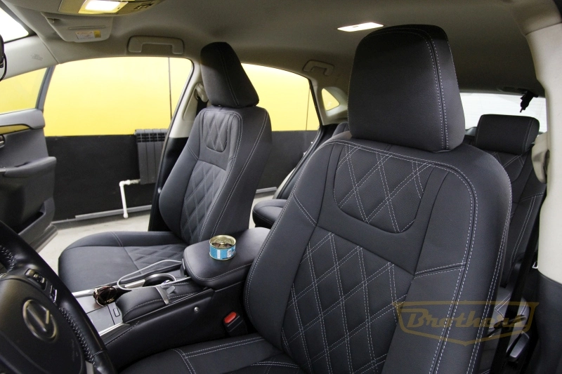 Чехлы на сидения Lexus NX (2017 - 2021) серии "Aurora" - серая строчка, цвет антрацит, ромбы