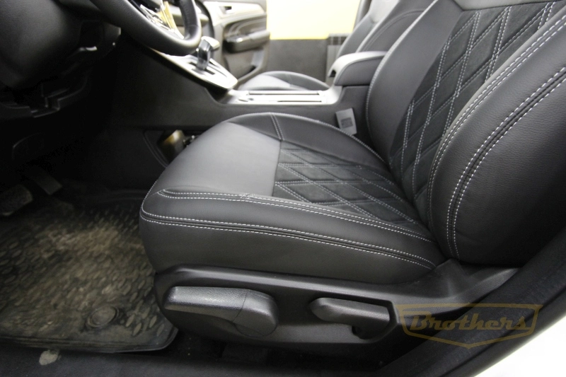 Авточехлы на сидения Хавал Haval M6 II серии "Alcantara" - серая строчка, ромбы