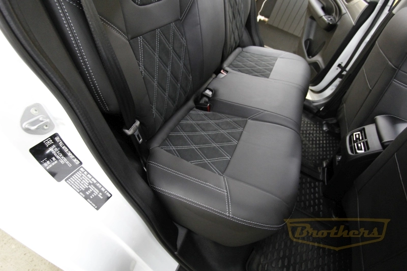 Авточехлы на сидения Хавал Haval M6 II серии "Alcantara" - серая строчка, ромбы