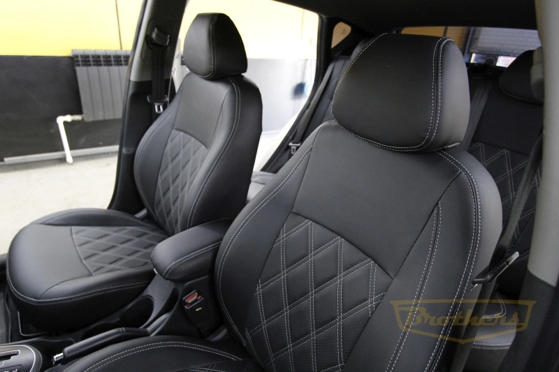 Чехлы на Hyundai Solaris (хэтчбек), серии "Premium" - серая строчка, ромбы