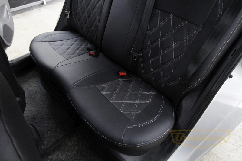 Чехлы на Hyundai Solaris (хэтчбек), серии "Premium" - серая строчка, ромбы