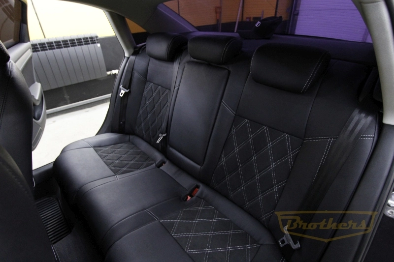 Чехлы на сидения Audi А4 (B8, рестайлинг) серии "Aurora" с алькантарой - серая строчка, ромбы (цельная спинка)