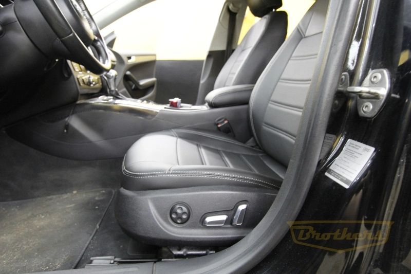 Чехлы для сидений Audi A5 I (8T, Sportback) рестайлинг серии "Premium" - серая строчка Чехлы для сидений Audi A5 I (8T, Sportback) рестайлинг серии "Premium" - серая строчка