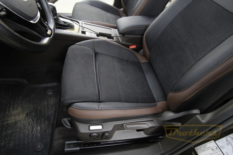 Чехлы для Volkswagen Passat B8 (Comfort Line) серии "Aurora" - коричневая строчка, алькантара с продлением переднего ряда, коричневые вставки