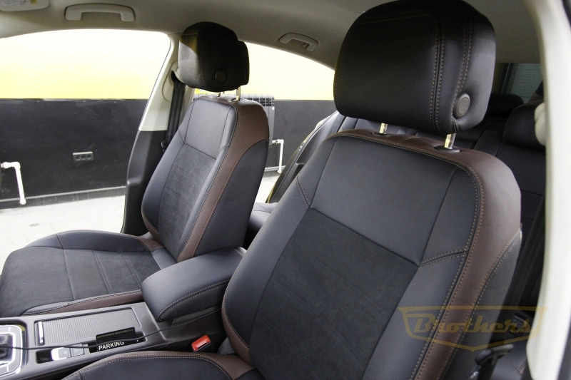 Чехлы для Volkswagen Passat B8 (Comfort Line) серии "Aurora" - коричневая строчка, алькантара с продлением переднего ряда, коричневые вставки