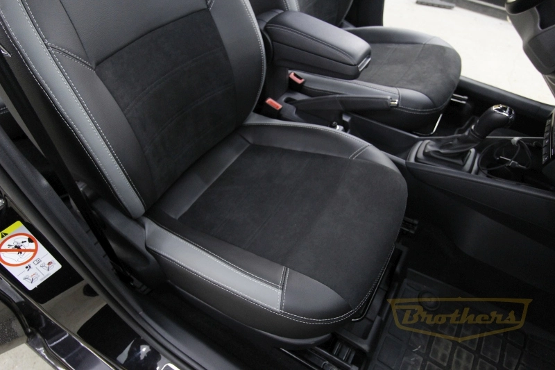 Чехлы на Skoda Rapid, серии "Alcantara" - серая строчка, продление передних сидений, серые лепестки Чехлы на Skoda Rapid, серии "Alcantara" - серая строчка, продление передних сидений, серые лепестки