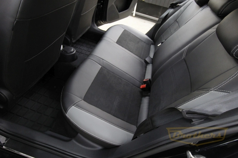 Чехлы на Skoda Rapid, серии "Alcantara" - серая строчка, продление передних сидений, серые лепестки Чехлы на Skoda Rapid, серии "Alcantara" - серая строчка, продление передних сидений, серые лепестки