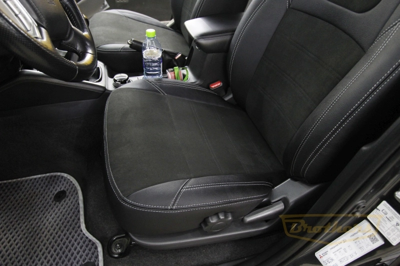 Авточехлы для Mitsubishi L200 V, рестайлинг серии "Aurora" - серая строчка, продление переднего ряда алькантарой