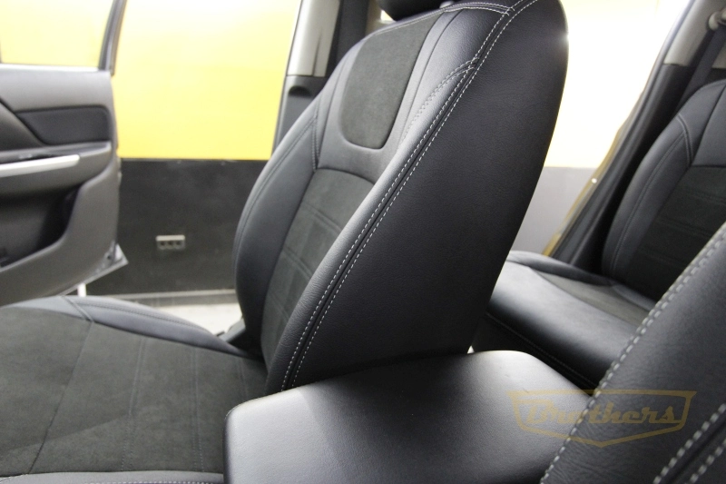 Авточехлы для Mitsubishi L200 V, рестайлинг серии "Aurora" - серая строчка, продление переднего ряда алькантарой