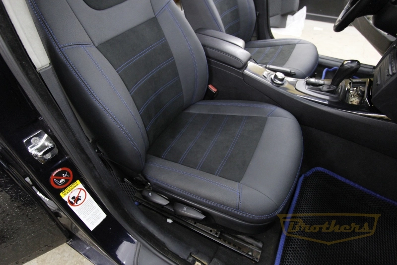 Чехлы BMW 3 (E90) серии "Aurora" (с алькантарой) - синяя строчка