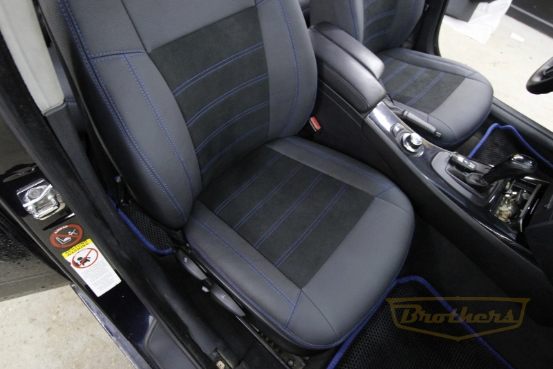 Чехлы BMW 3 (E90) серии "Aurora" (с алькантарой) - синяя строчка