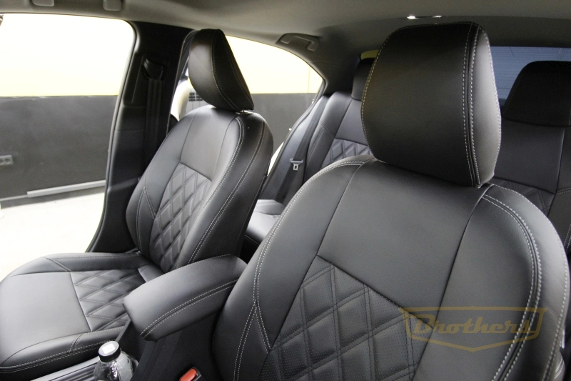 Авточехлы Toyota Corolla E210 серии "Premium" - серая строчка, ромбы