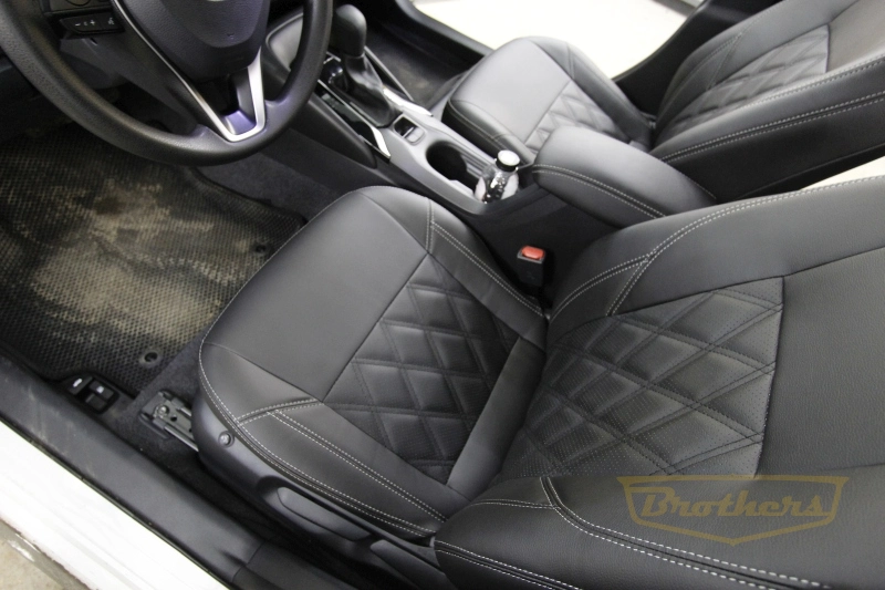 Авточехлы Toyota Corolla E210 серии "Premium" - серая строчка, ромбы