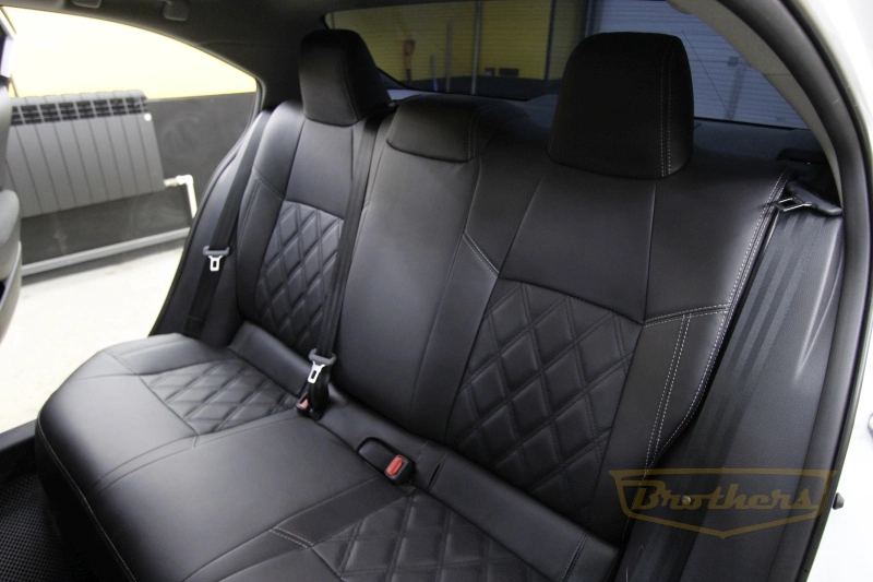 Авточехлы Toyota Corolla E210 серии "Premium" - серая строчка, ромбы