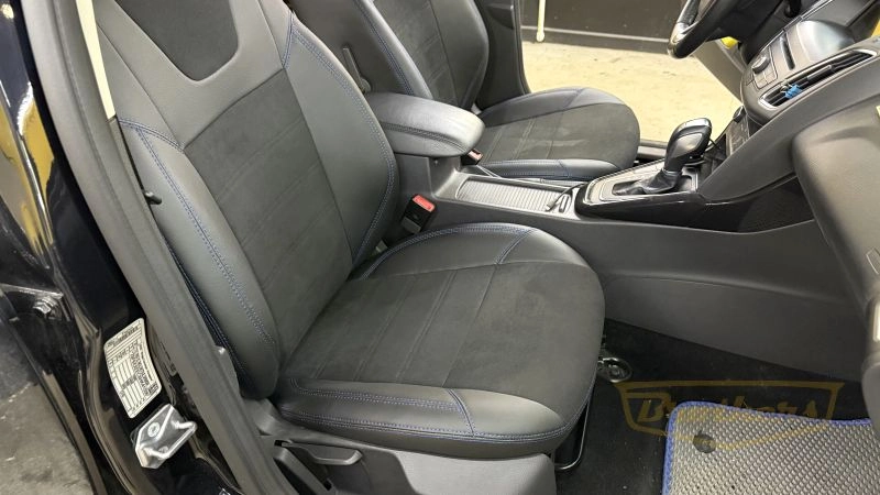 Чехлы на Ford Focus 3 Titanium, серии "Alcantara" - синяя строчка, продление передних сидений алькантарой